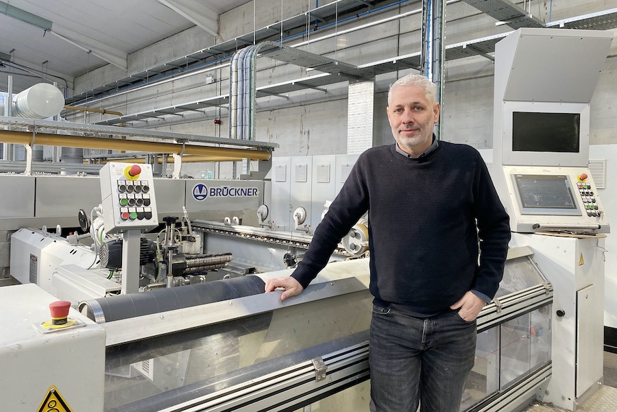 Kevin Devlin in front of the new Brückner stenter frame © 2025 Brückner