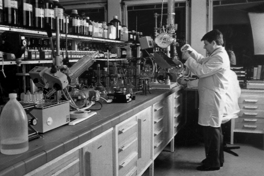 Founded in 1946 by Otto Mecheels as a research institute for the textile industry and clothing physiology, Hohenstein has combined scientific research with practical application from the very beginning. © Hohenstein
