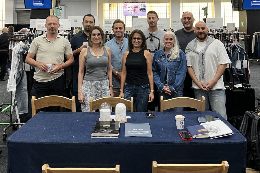 Happy people are looking forward to the big event © 2025 ISKO