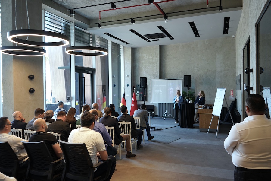 Speeches at the workshop © 2026 KARL MAYER