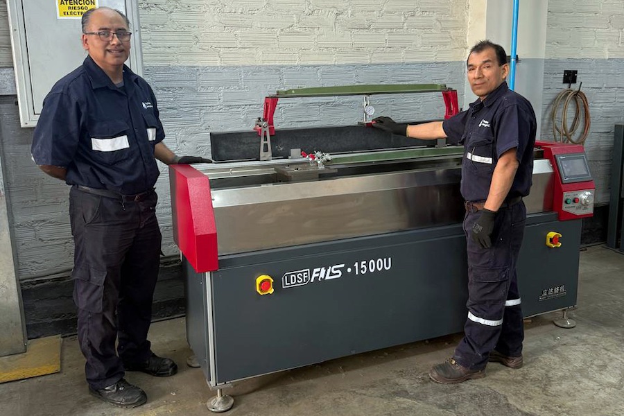 Following comprehensive machine training, Tejidos Jorgito technicians Abraham Cardenas (from left) and Ricardo Armas are now successfully operating the equipment at the company s facility. © 2026 TRÜTZSCHLER