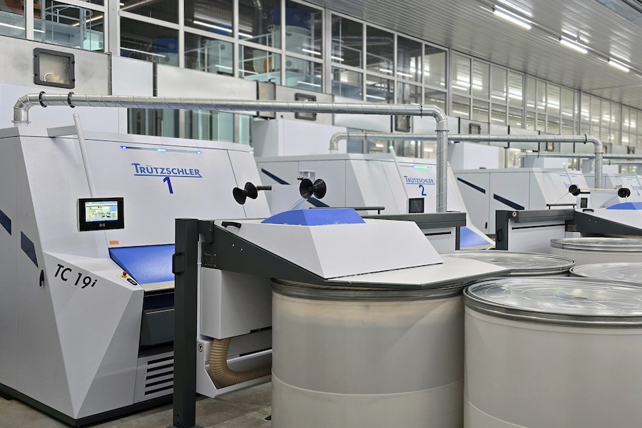 The intelligent Trützschler card TC 19i, equipped with SUPERTIP wires from Trützschler Card Clothing, ensures that every fiber is perfectly aligned, maximizing both quality and efficiency. © 2026 Trützschler